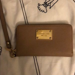 Michael Kors Clutch Wallet